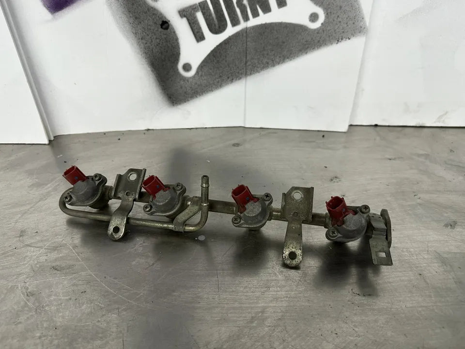 S13 S14 KA24DE Injectors & Fuel Rail Nissan 240SX